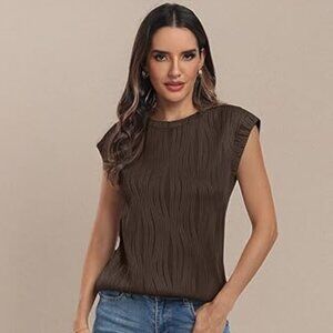 NWT Coffee Textured Cap Sleeve Top - Size: Large